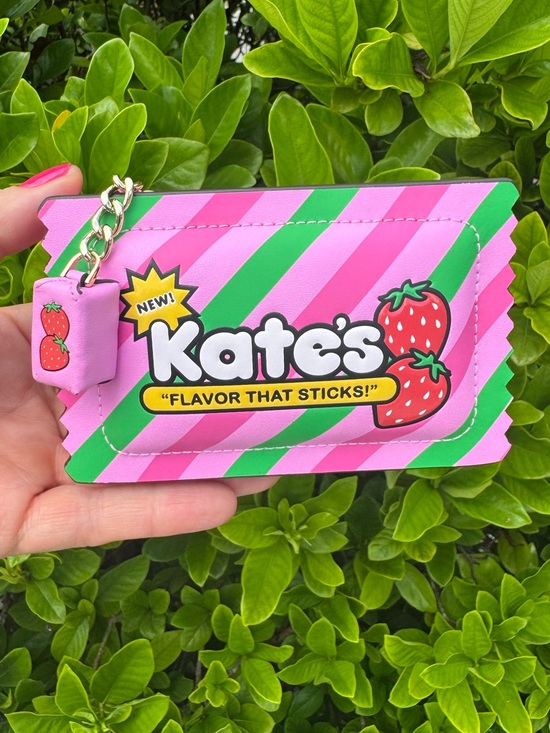 kate spade Accessories - Kate Spade Bubble Gum 3D Small Card Holder